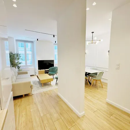 Rf104 - Charmant 3P A Nice Pres Du Port نيس